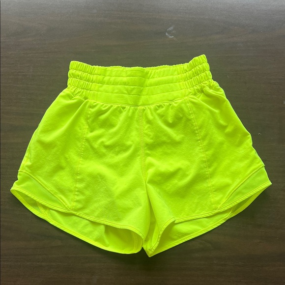 Bright, lightweight, and made to move—these Lululemon Hotty Hot 2.5” shorts are - Picture 2 of 9